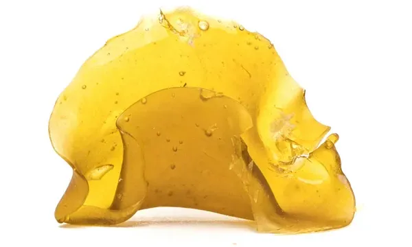 Banana Shatter is, its key features, appearance, flavour profile, quality considerations and important UK legal information.